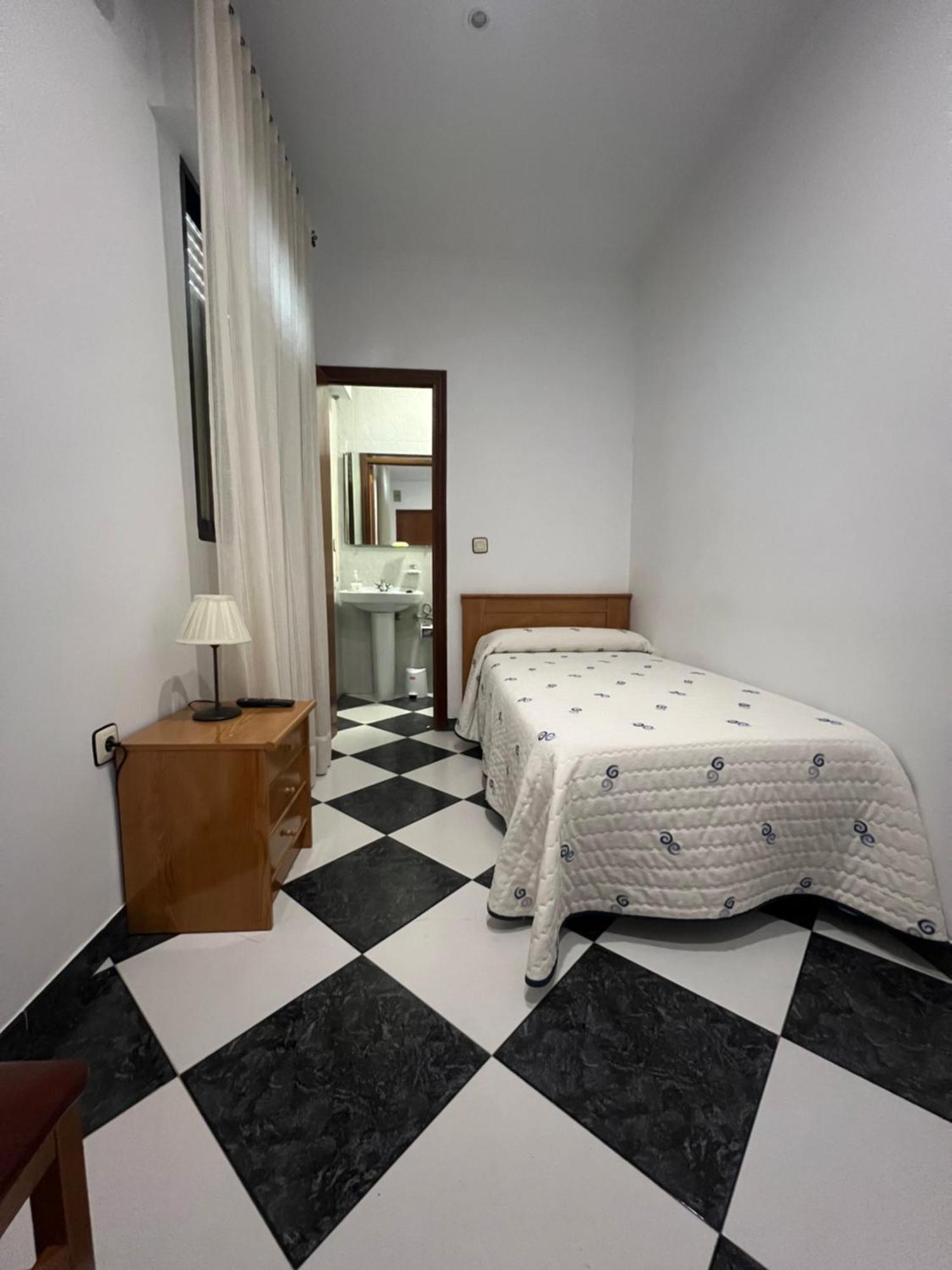 Hostal Los Amigos Siruela Dış mekan fotoğraf